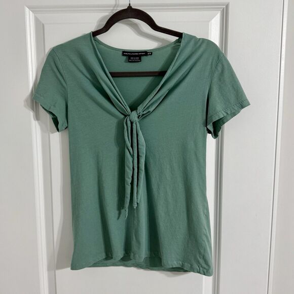Ralph Lauren Sport Women’s Shirt V-Neck with A Front Knot Tie Detail. Medium - Picture 1 of 12